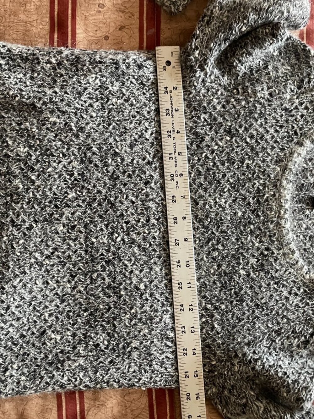 Ann Taylor Black & Gray Fuzzy Sweater Size XS Petite - Picture 9 of 9